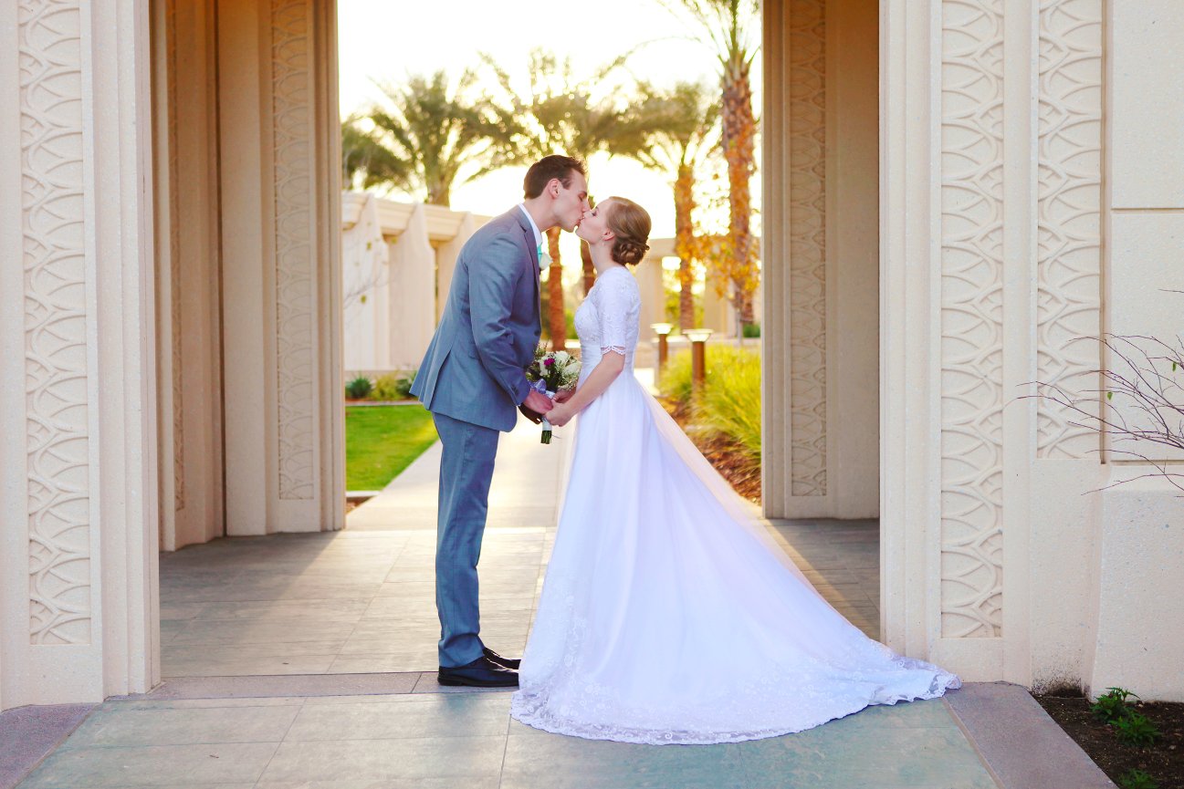 BROOKLYN AND ELIGH - LOST DUTCHMAN