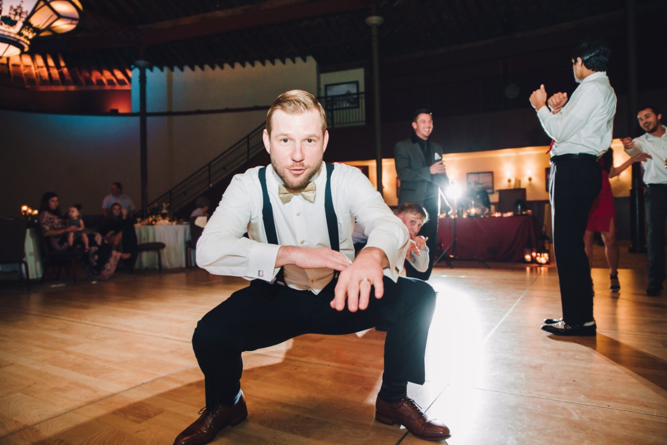 Amazing Groomsmen Surprise Dance