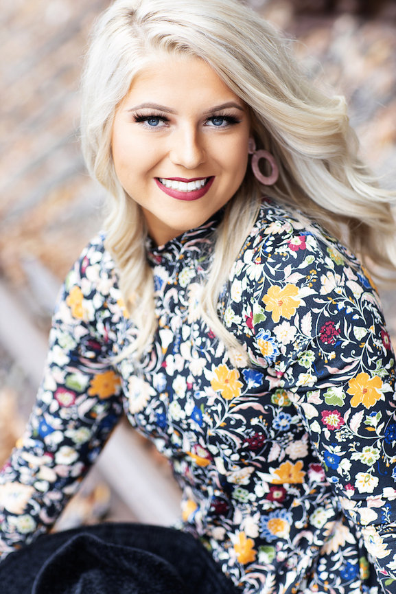 PROM POSES, PROM IDEAS, PROM HIGHLIGHTS!