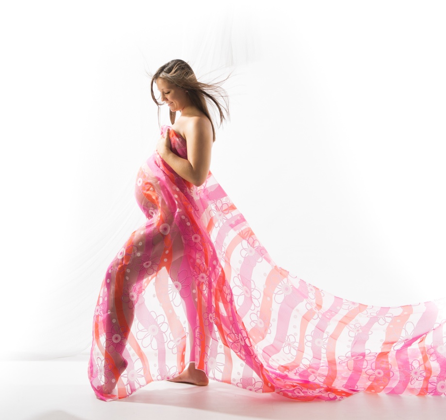 Breathtaking Maternity Session $150.00