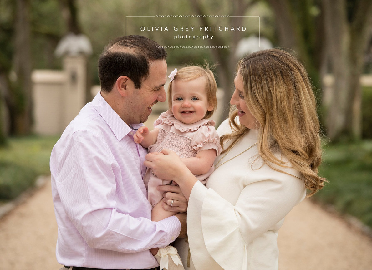 Multi-Generation Family Portraits: a Not-to-Miss Experience!