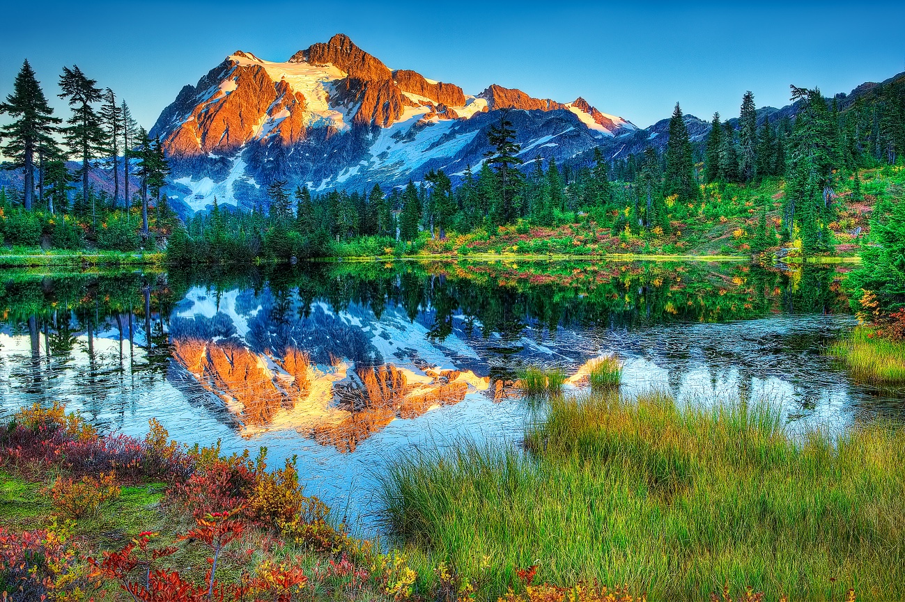 Mt Baker from Artist's Point - 160813-143