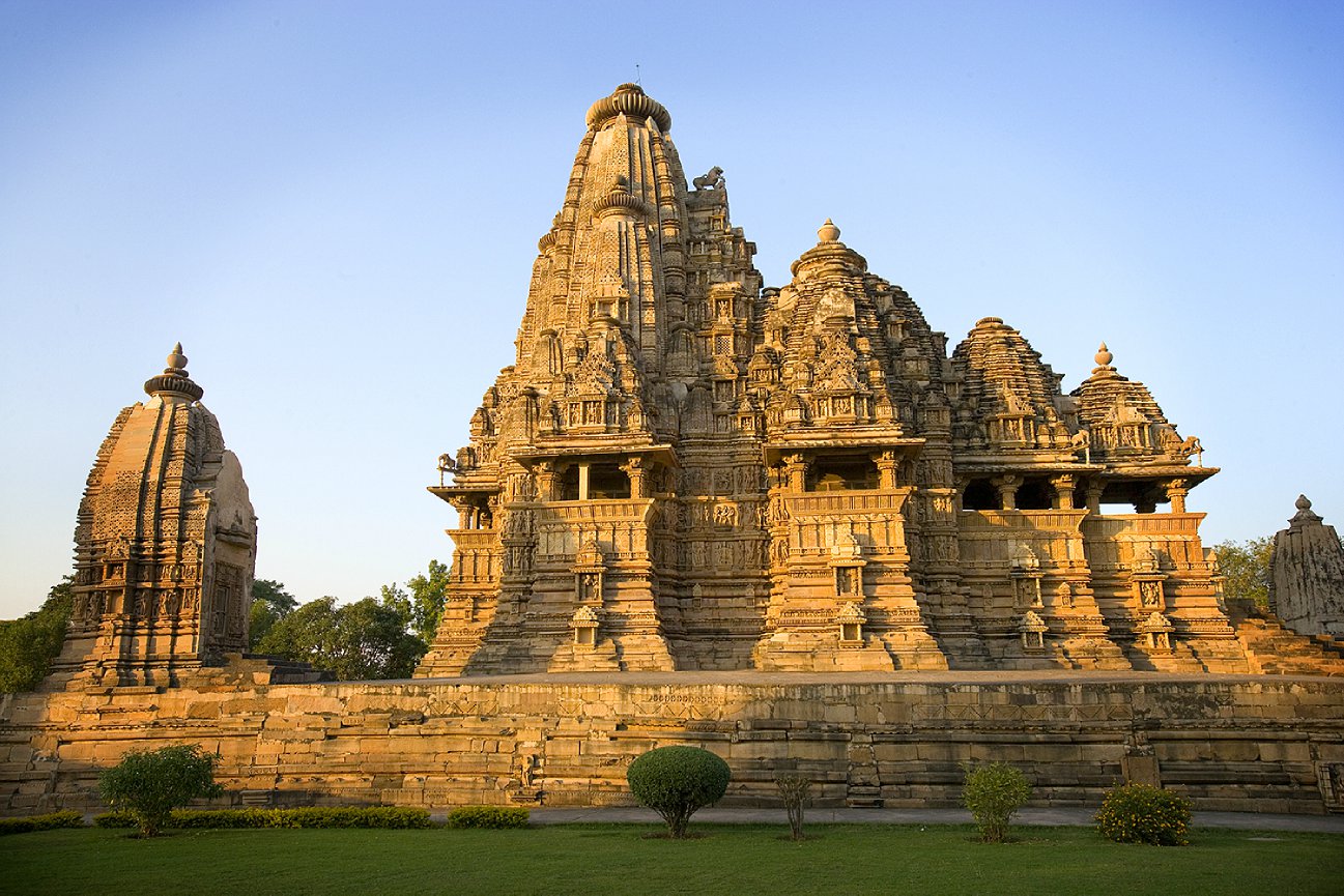 Архитектура Индии храм Кандарья-Махадева