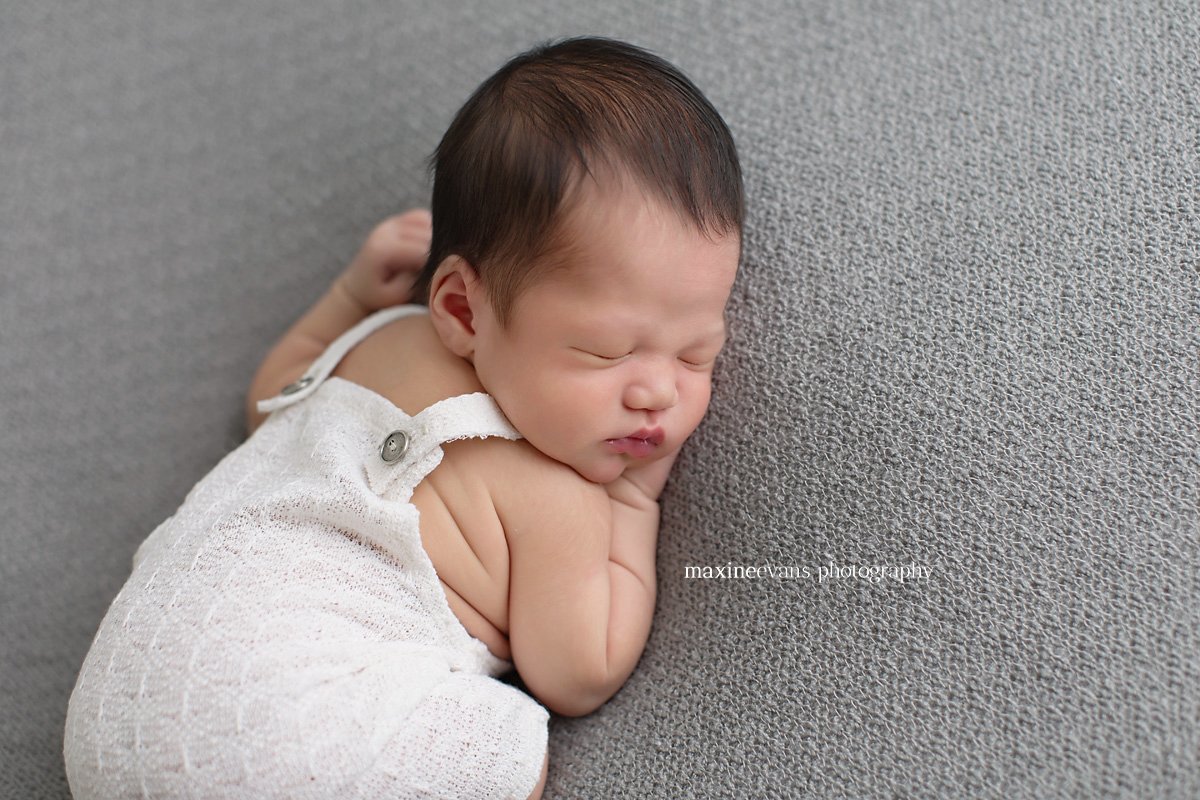 Woodland Hills Newborn Baby Photographer