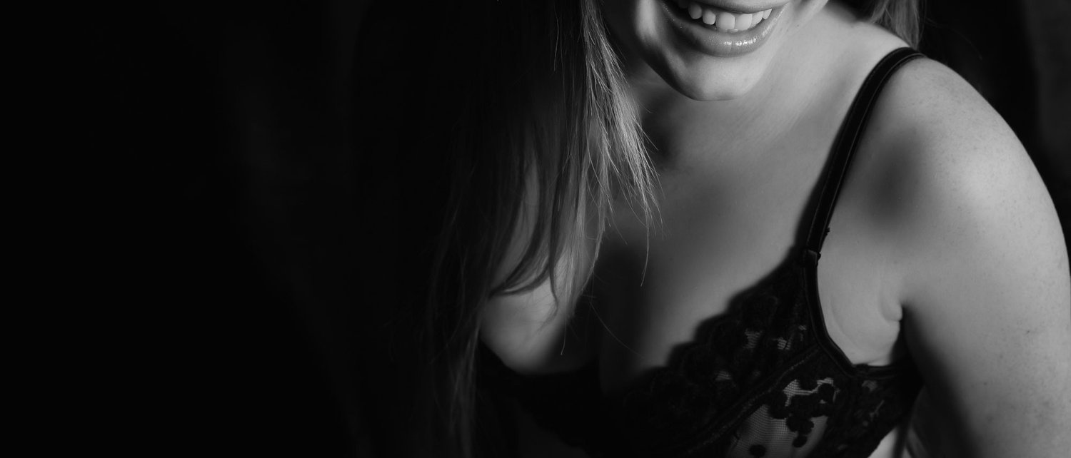 Mr. & Mrs. L's Couples Boudoir Session