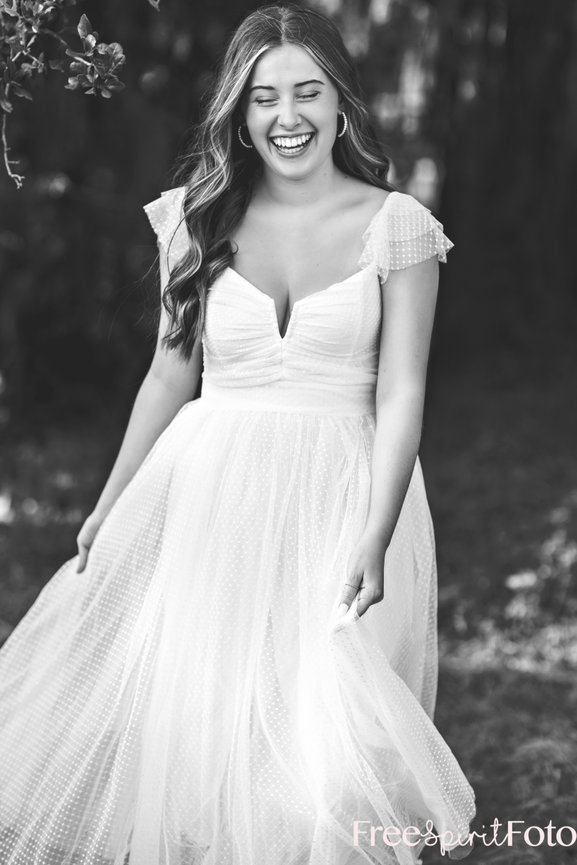 Easton-Conroe Senior Photographer