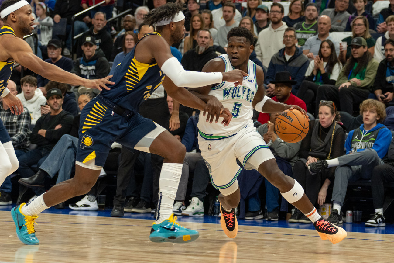 Chanhassen sweeps Chaska in boys and girls double header