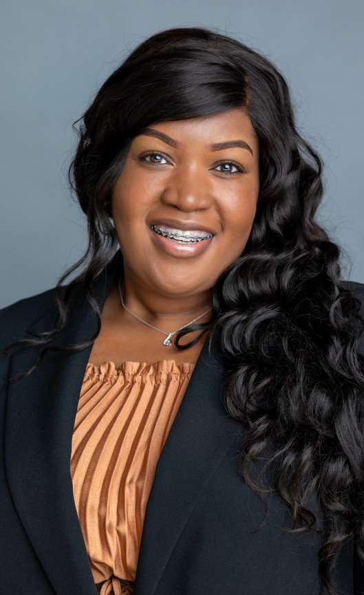 The Art of the Elevator Pitch: How to Confidently Sell Yourself in 30 Seconds