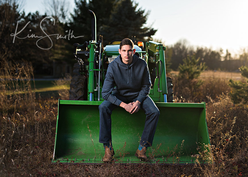 Kacie-Carrollton-Class of 2025-Senior-Pictures-Birch Run-Michigan-Photographer