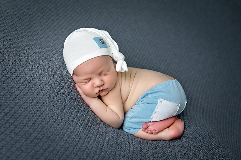 Beautiful newborn baby boy, Santa Monica Newborn Photographer