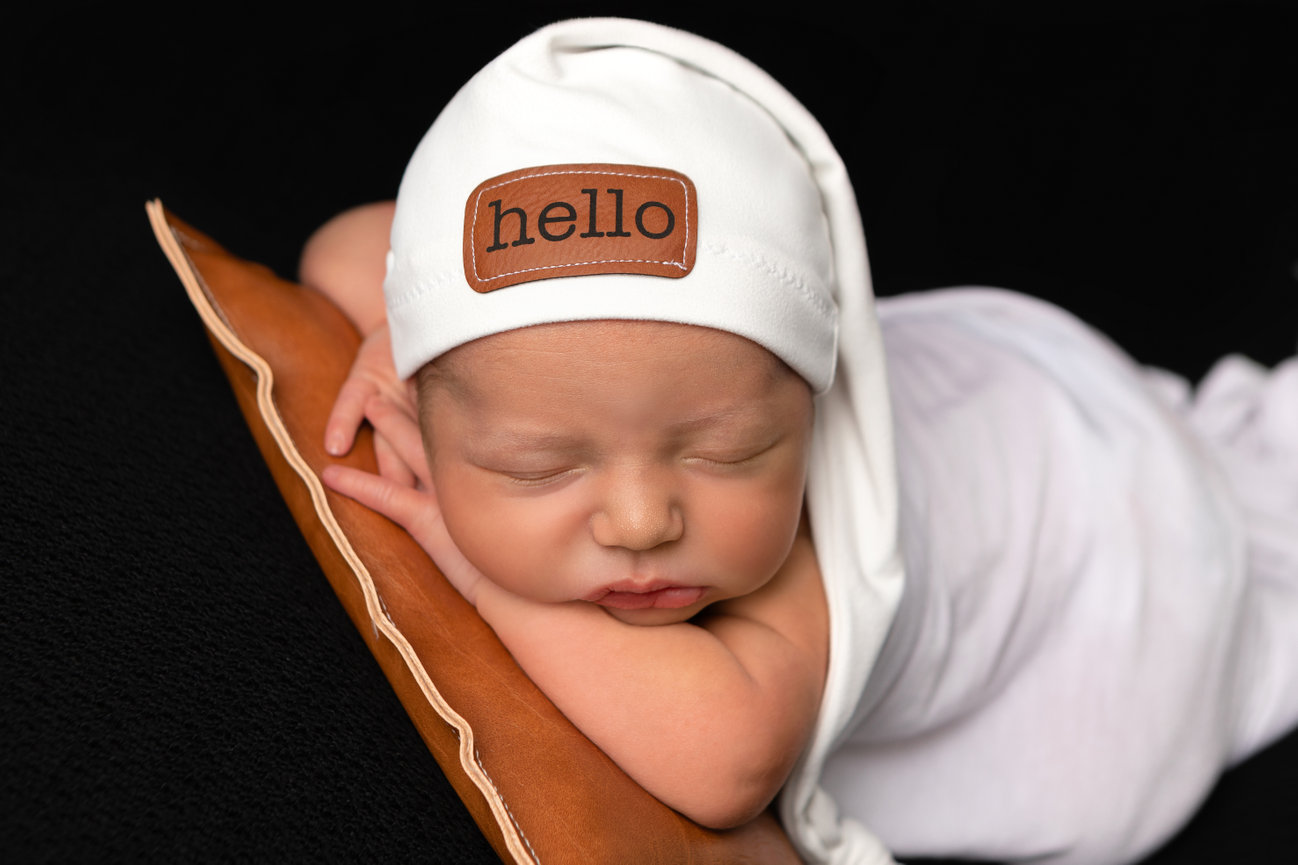 Hailee's Studio Maternity Session - Augusta, Wisconsin