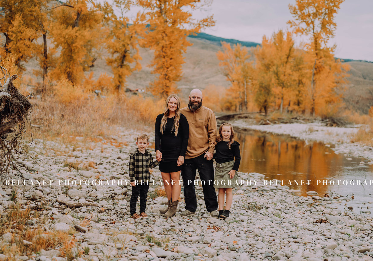 Nick and Eva Sweet Water Hollow Salmon Idaho Idaho Wedding