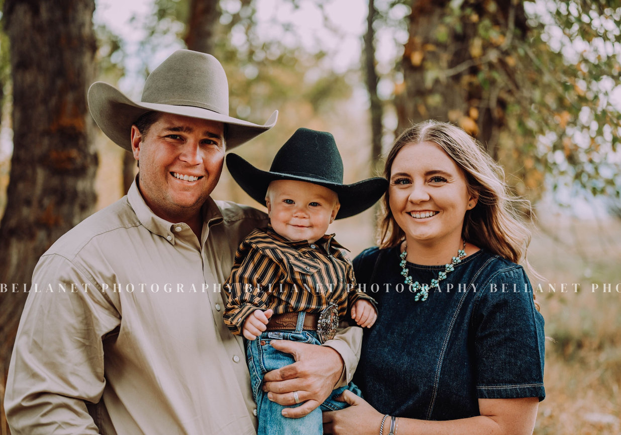 Nick and Eva Sweet Water Hollow Salmon Idaho Idaho Wedding