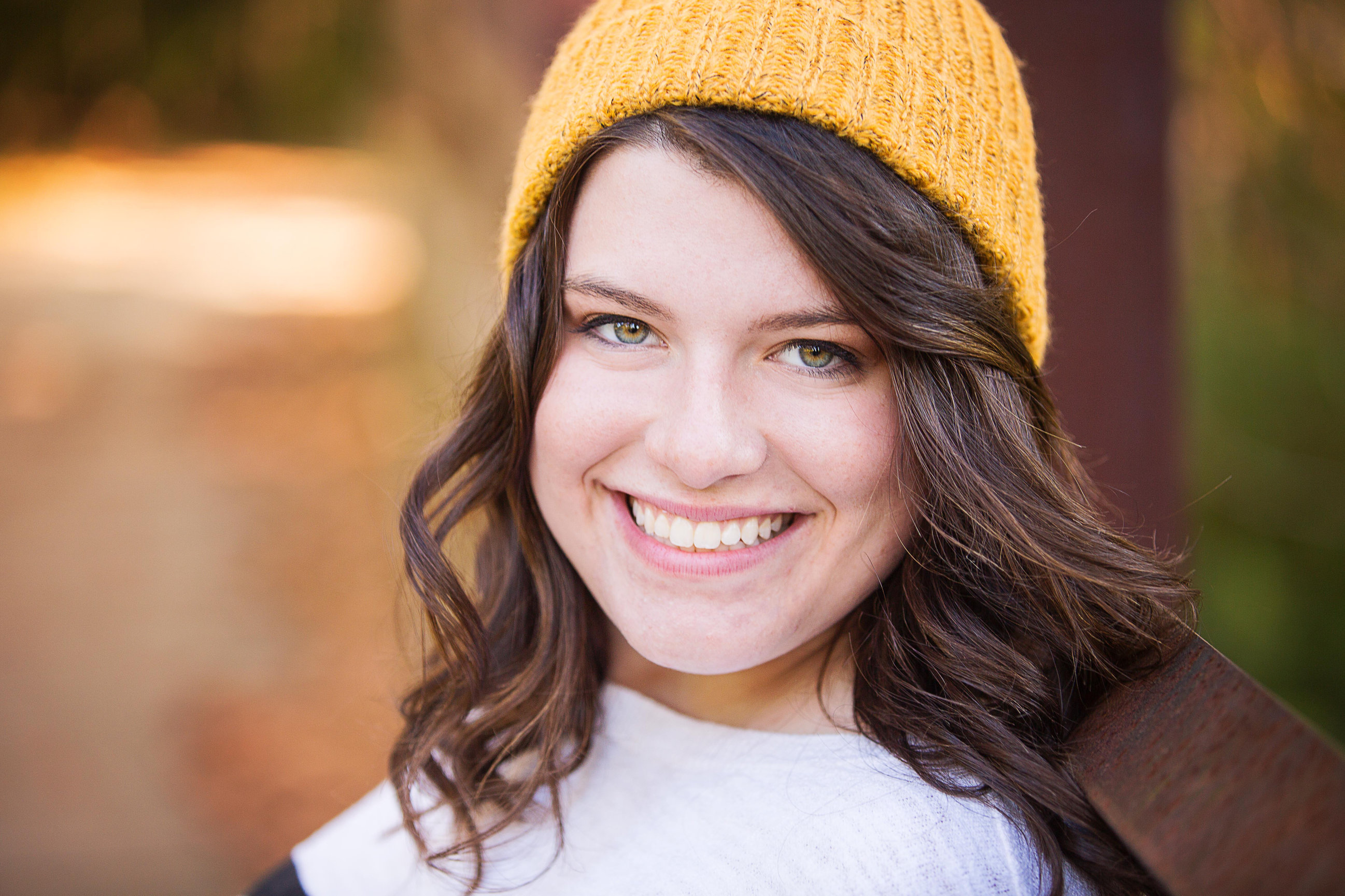 How to Rock a Hat for Senior Pictures