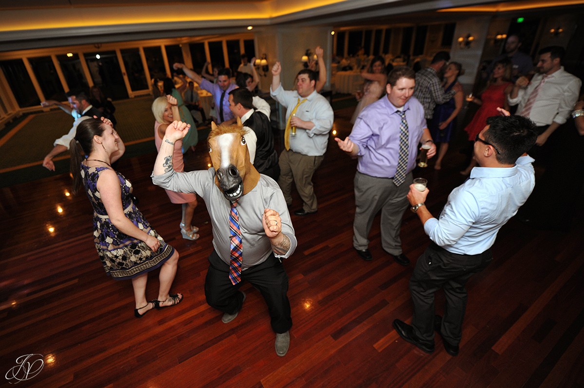 candid reception photo shenandoah valley golf club