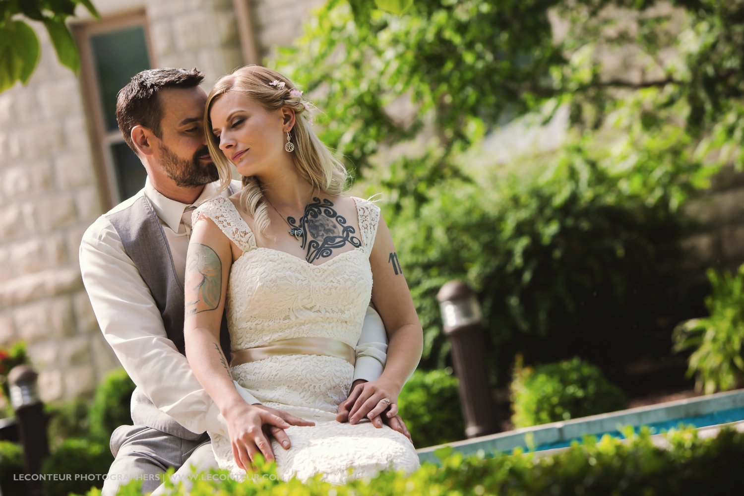 Laura And Cole Castle Tea Room Wedding Le Conteur