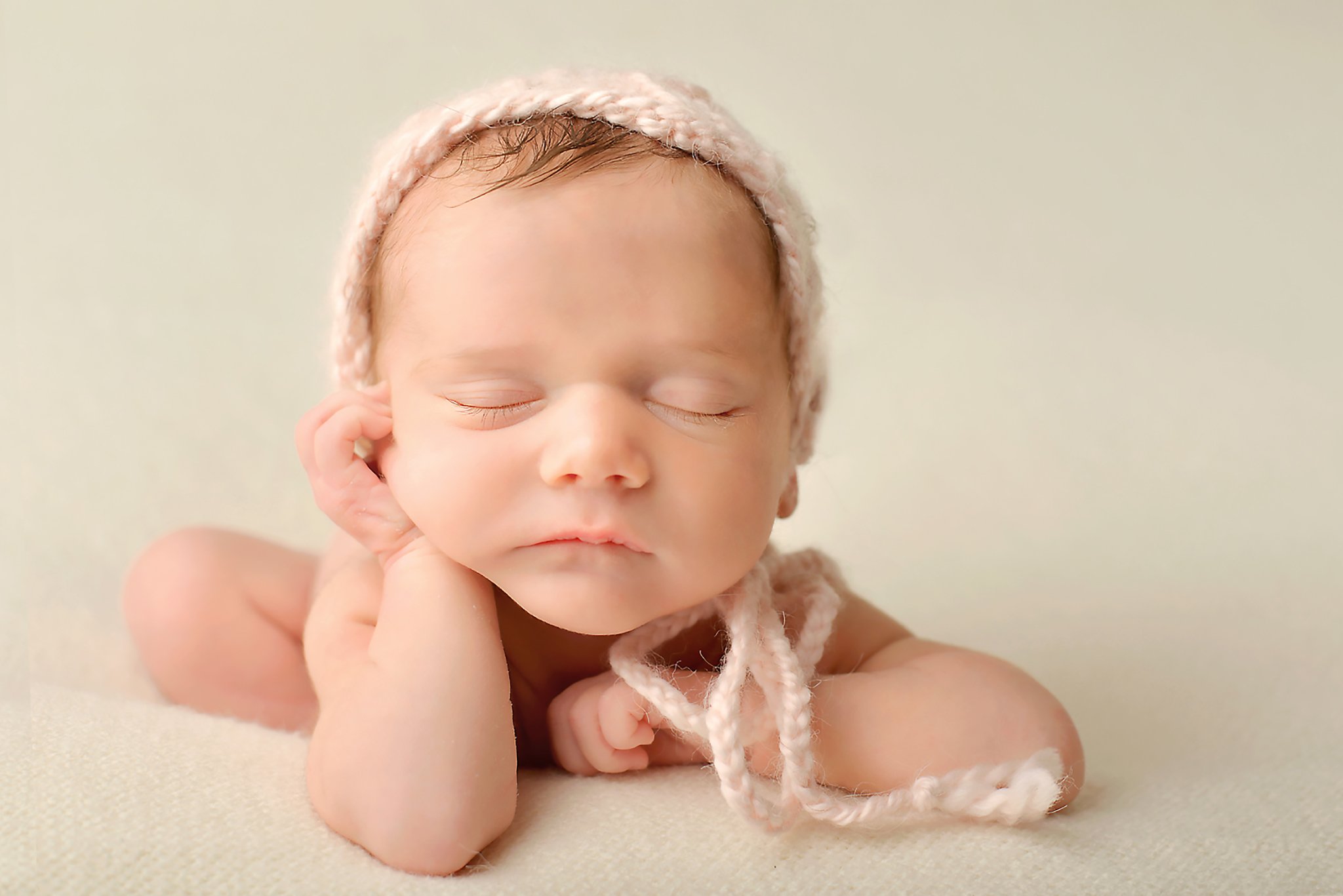 how-to-prep-for-your-newborn-session-a-moment-2-remember-photography