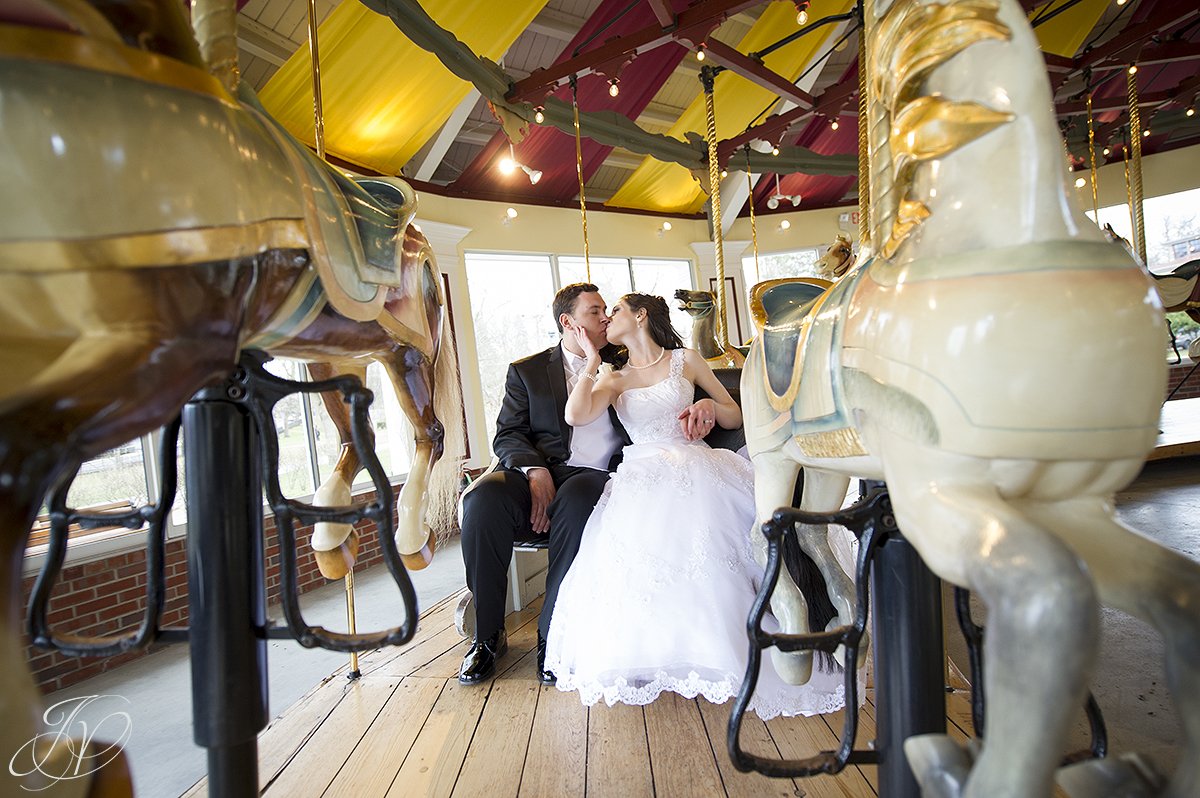 congress in park carousel, bride and groom on carousel photo, bride and groom with hoarse photo, Saratoga Wedding Photographer, The Canfield Casino wedding