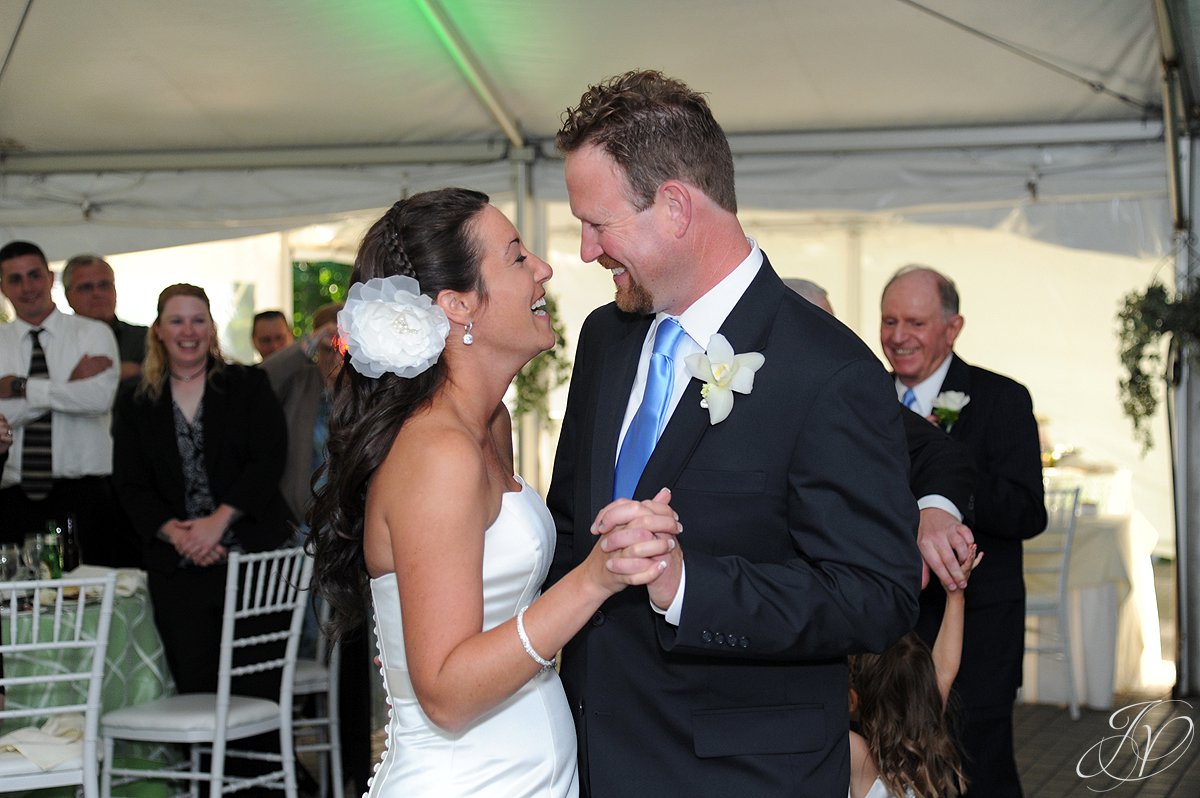 first dance, bride and groom, riverstone manor, reception detail photo, schenectady wedding photographer