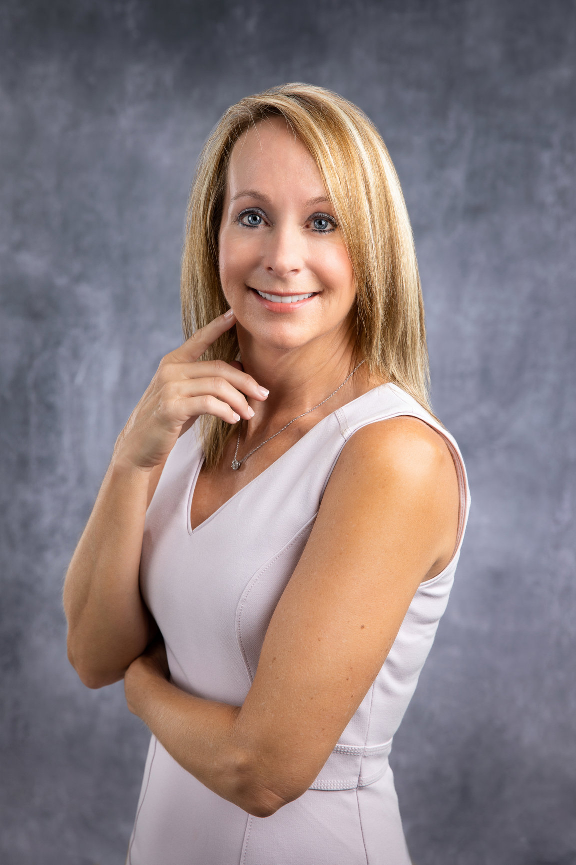 A Realtor’s Guide to Getting Great Headshots - Cindi Fortmann Photography