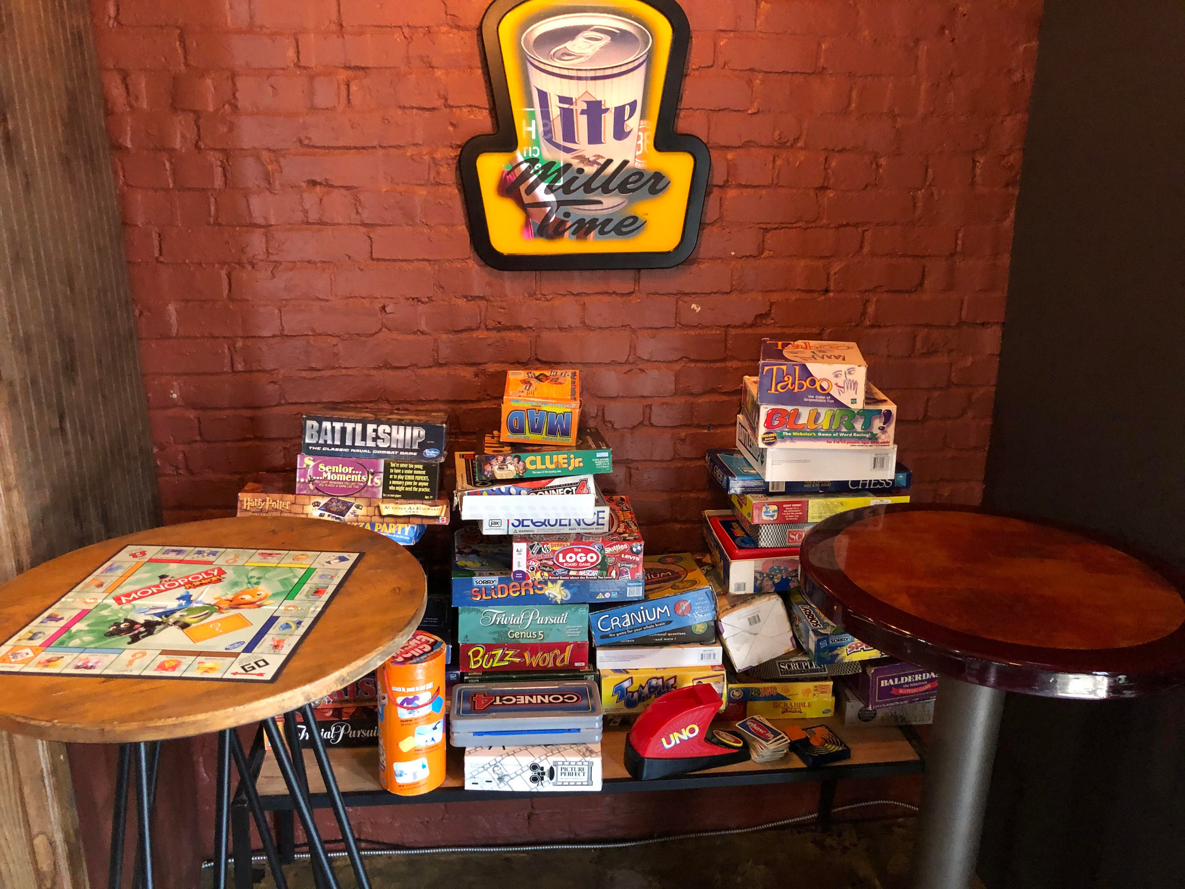 PICTURES & SPECIALS - Maxwell's Bar & Grill 