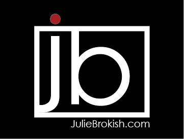 Julie Brokish, photographer Logo
