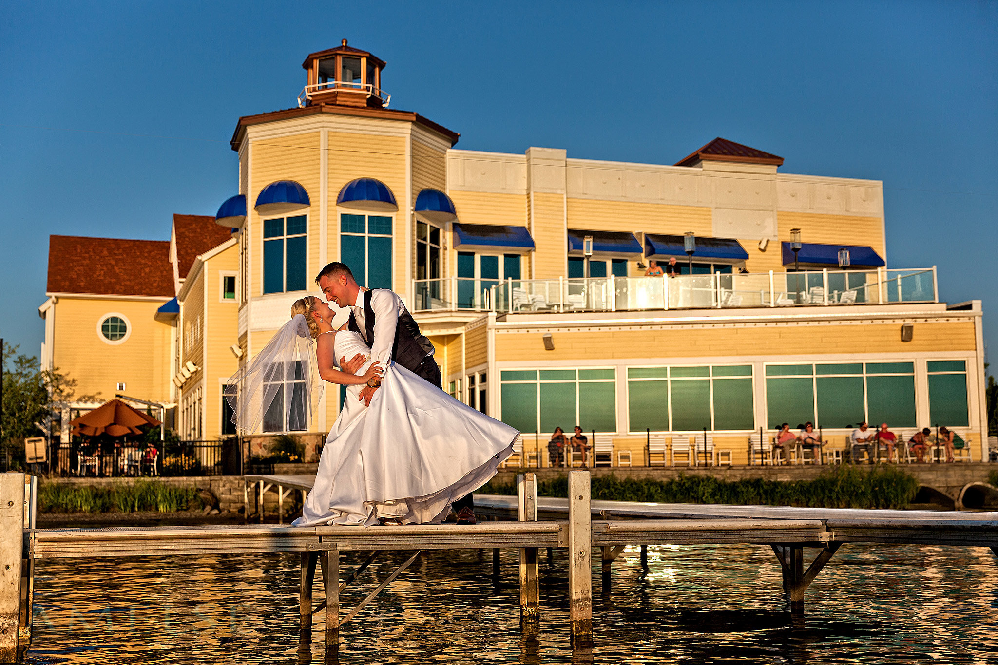 Lighthouse Restaurant Cedar Lake Weddings