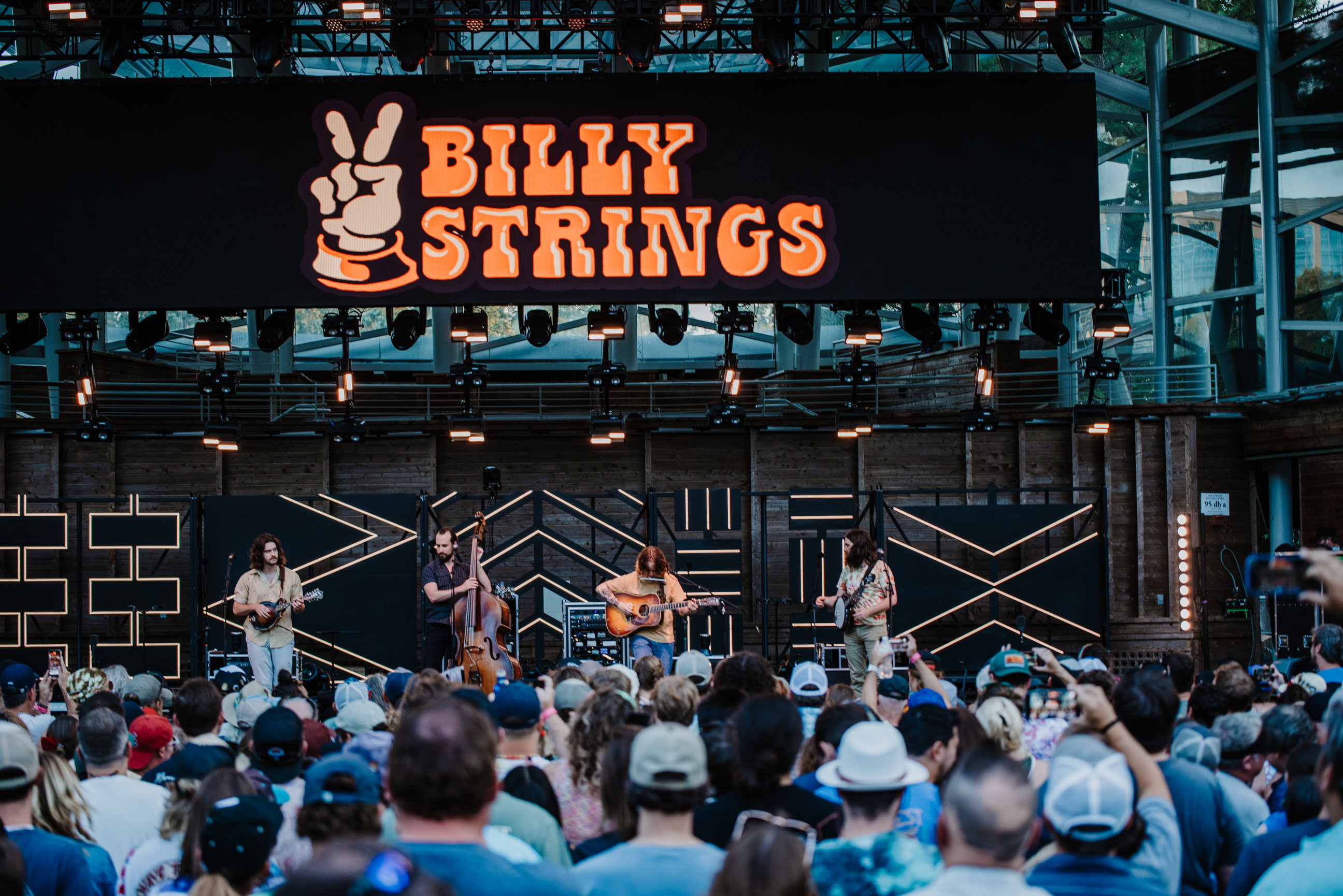 Show Review Billy Strings at Koka Booth Amphitheatre in Cary, NC