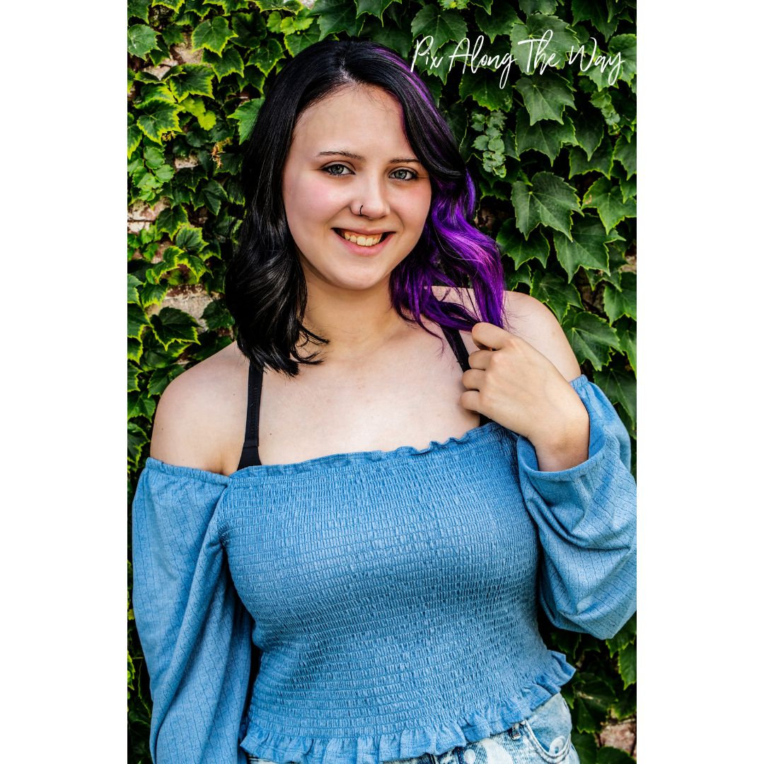 Clinton Iowa Senior Pictures, Pix Along The Way, Sidney, Clinton High