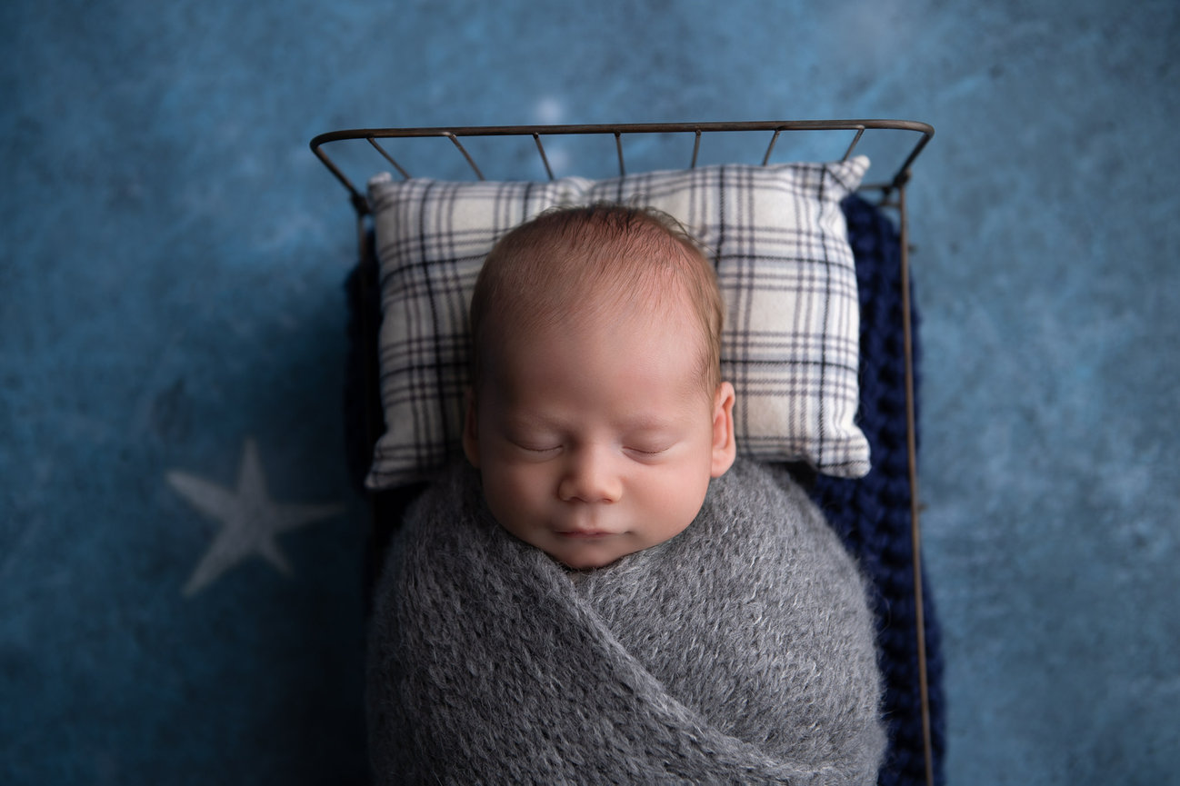 Newborn Photographer / Attleboro Photography Studio - Jenee Cook Photography