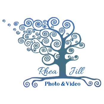 Andrea McKenzie Photography Logo