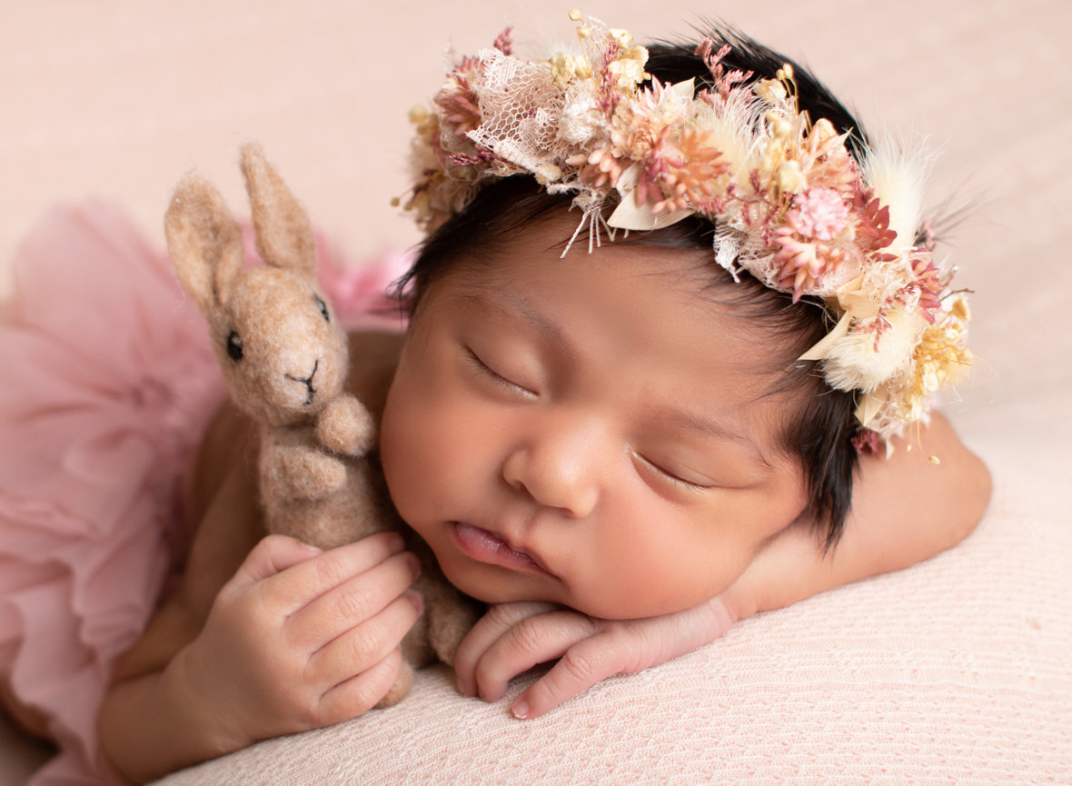 boho newborn photo session in McAllen, Texas
