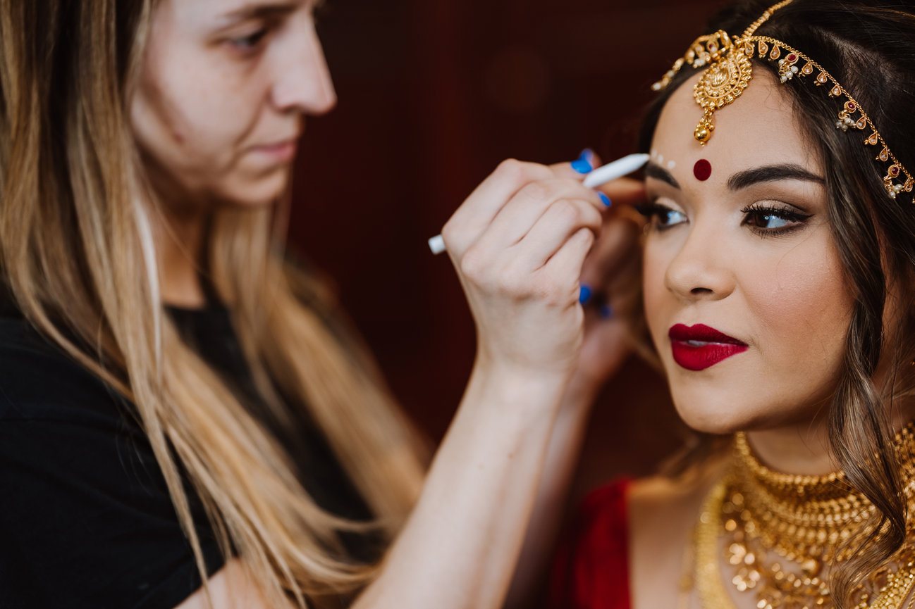 Urvashi & Shunondo House of Talent Studio