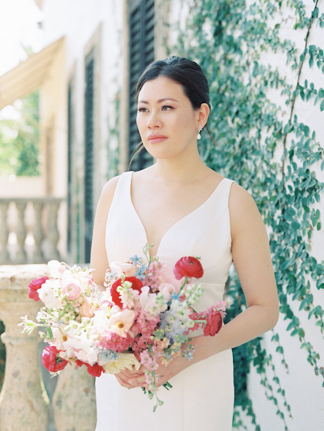 To hold and to keep Bridal session for a beautiful bride