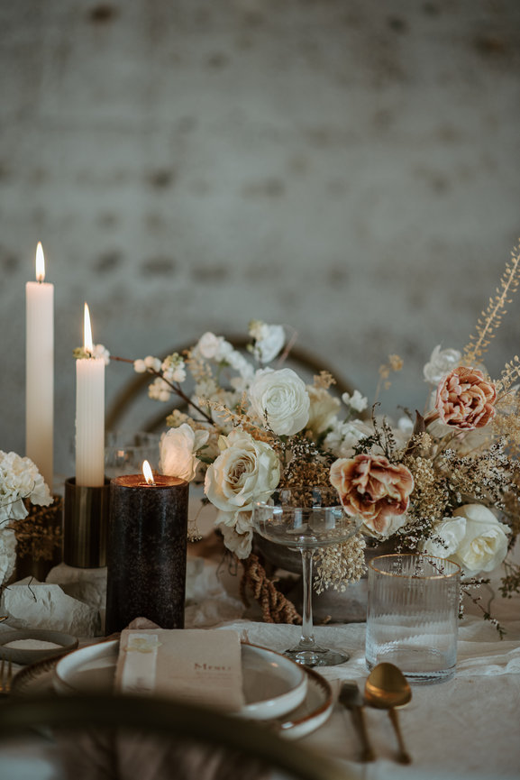 Details of a winter wedding table in la grange texas