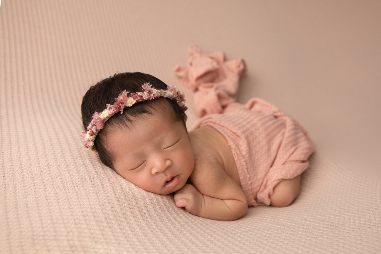 moreno valley newborn photography, moreno valley family photographer, moreno valley baby photos, moval newborn photos, moval newborn pictures,