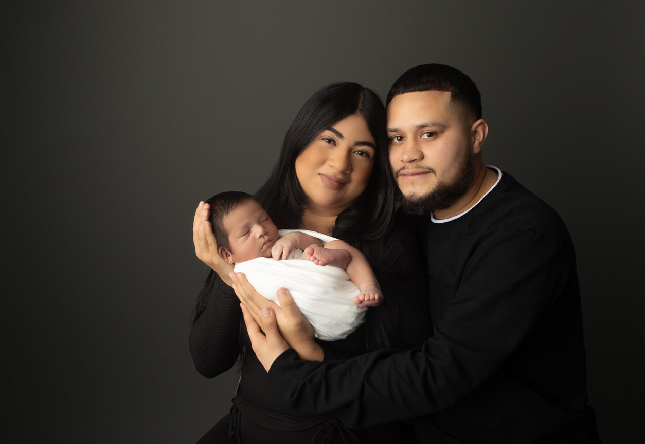 moreno valley newborn photographer, moreno valley newborn photography, moreno valley maternity photographer, photographer near moreno valley, moreno valley baby photographer,