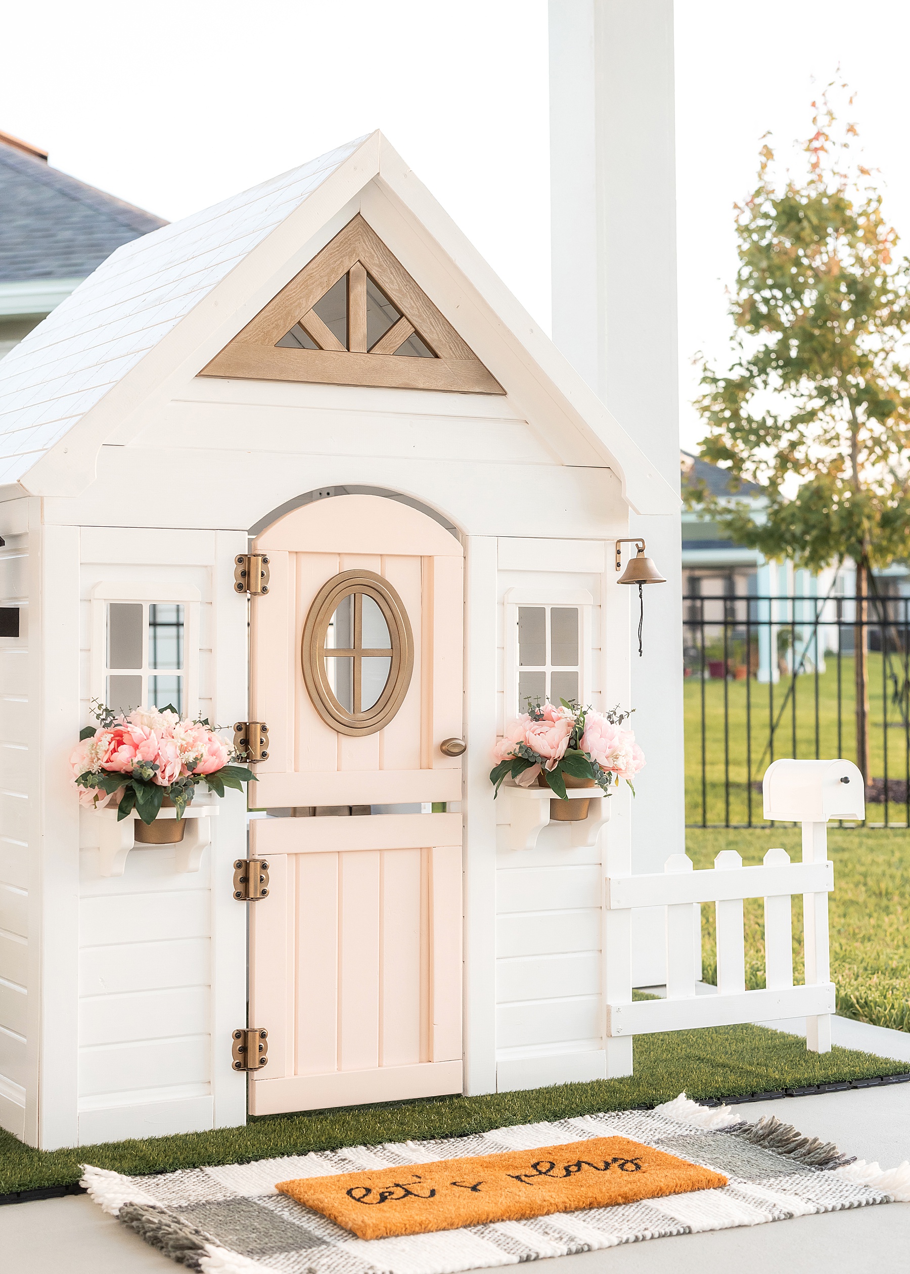 kids backyard discovery playhouse turned white with pink door