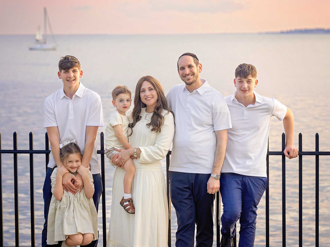 connecticut family photography, family portraits, family photographer near me Waterbury CT