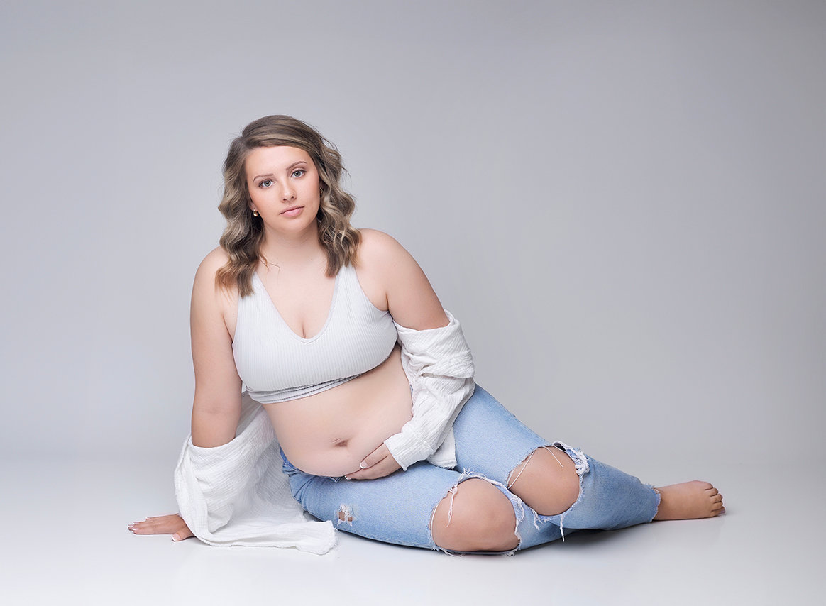best Dahinda maternity photographer, maternity photography near me Dahinda, maternity portrait studio Dahinda IL