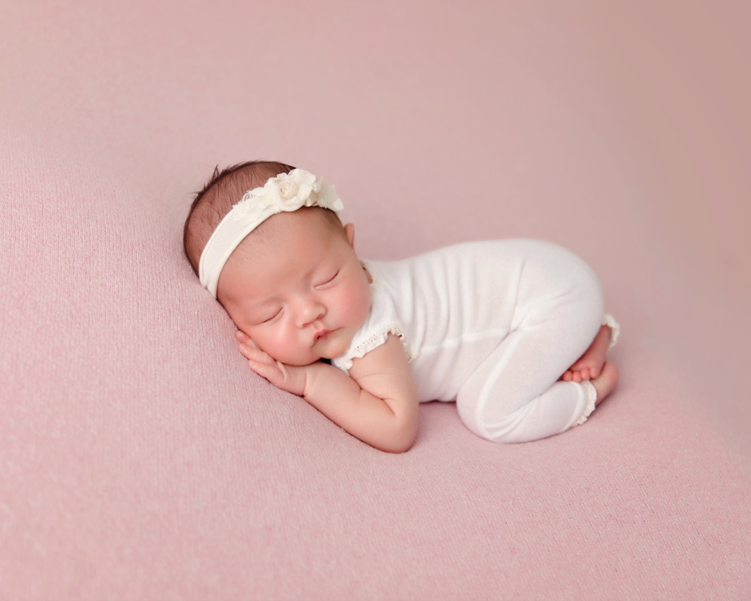 Teeny tiny baby girl, Los Angeles Newborn Photography - Los Angeles Newborn  Baby Photographer, Maxine Evans Photography