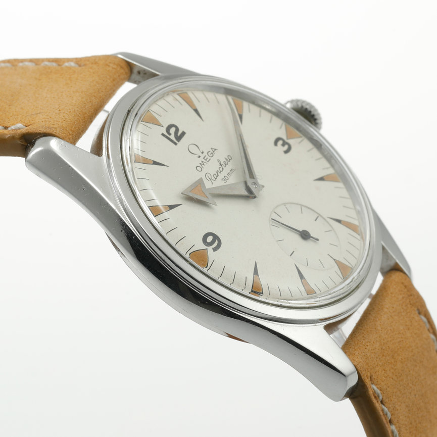 Omega White Ranchero Omega Ranchero CK 2990 White 1959 - Roy & Sacha Davidoff SA