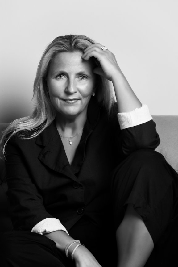 Jewlery Designer Brigitte Regula, White female, Business Headshot, Black and White female portrait, Photography by Heather Raub of FrontRoom Images