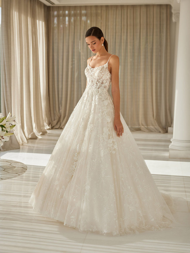 House of St. Patrick  Timeless & stylish wedding dresses