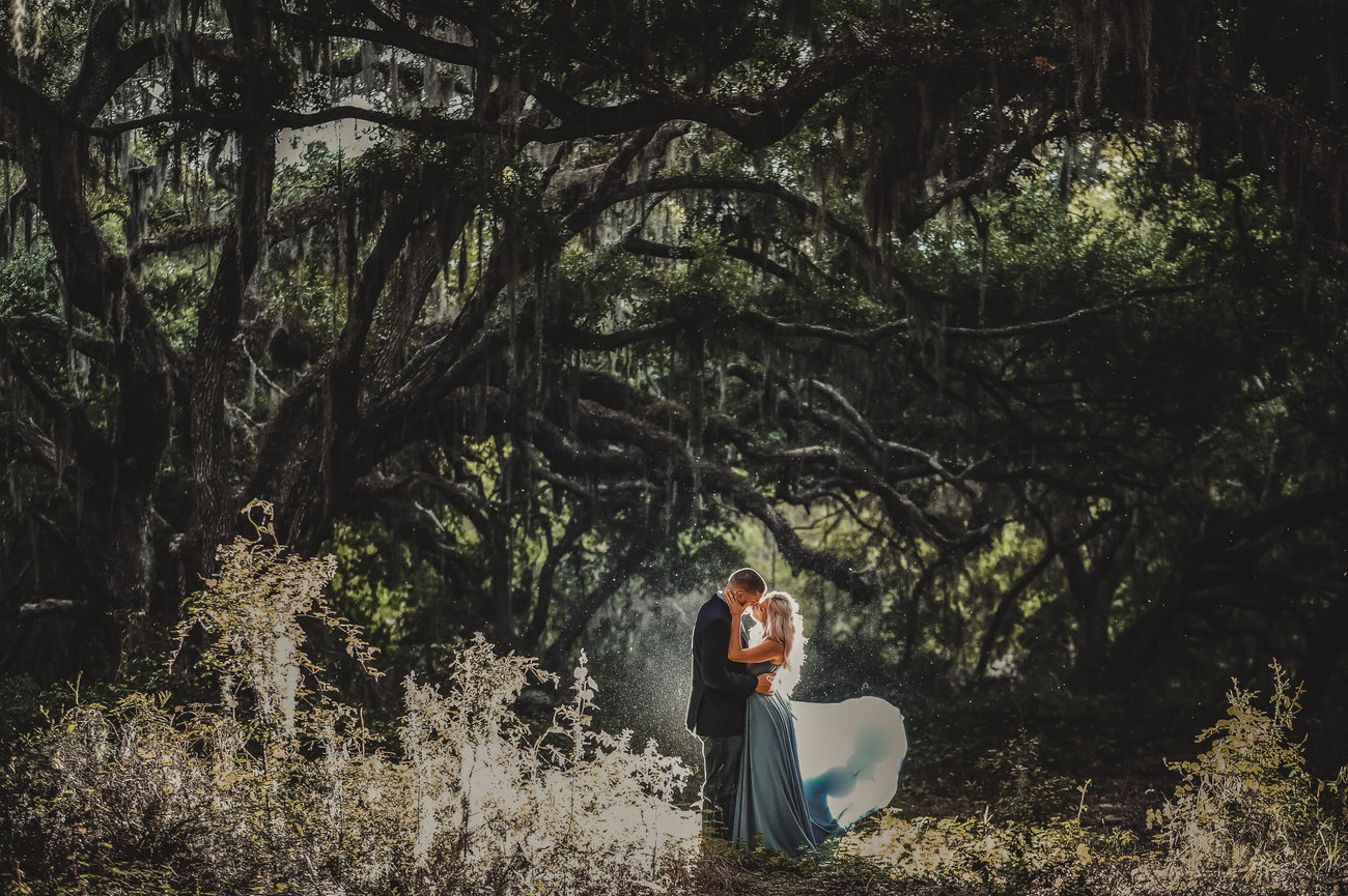 Misty Miotto offers bride and groom photography in St. Cloud, FL with a refined, business-ready presentation for modern couples.