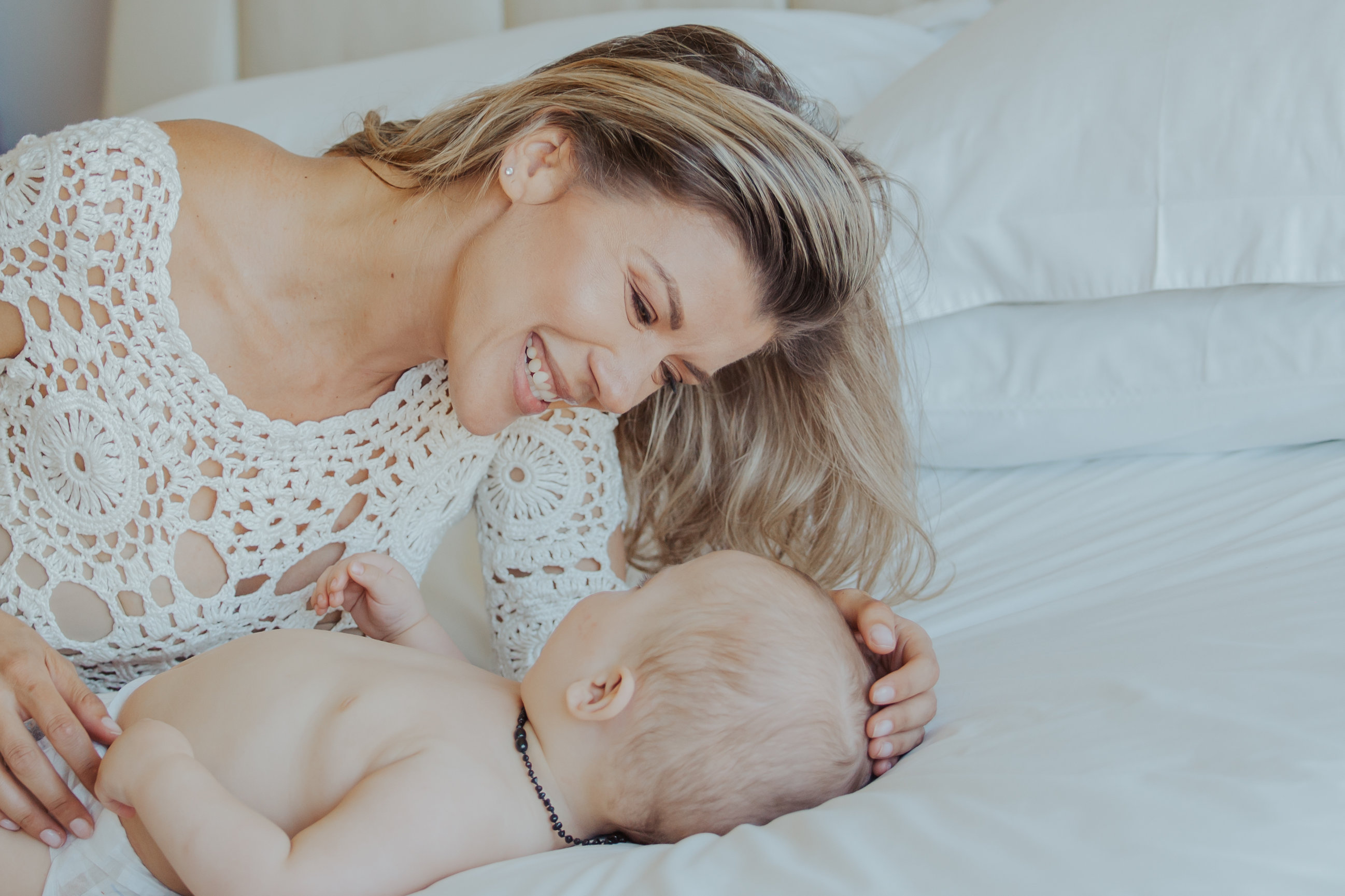 Mom and Baby Cuddle Session Cape Town Photographer Samantha Jackson