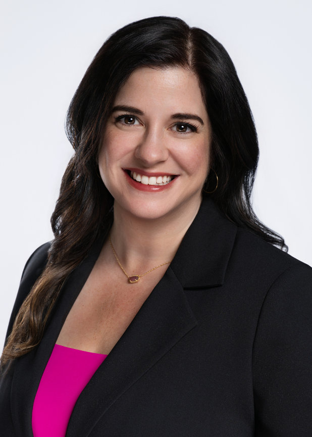 High quality headshots by Jen Lewis Photography for professionals and entrepreneurs.