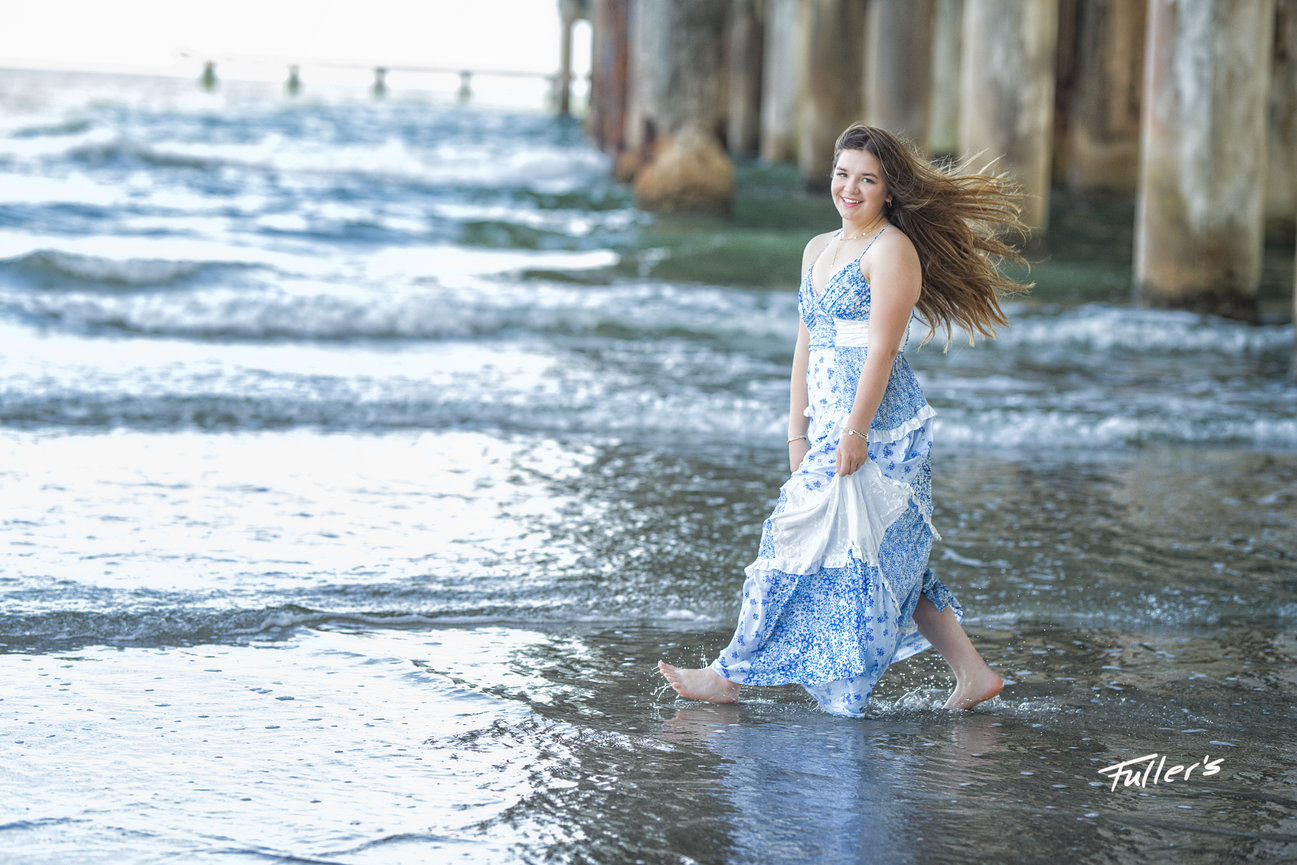 Fuller's Signature Seniors in Buna, Texas creates memorable photography for seniors who want portraits that feel personal.